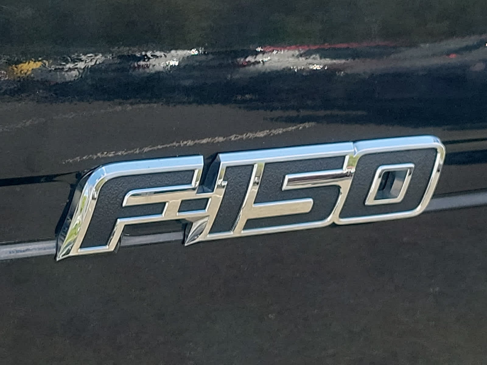 2014 Ford F-150 4WD SuperCrew 145" STX